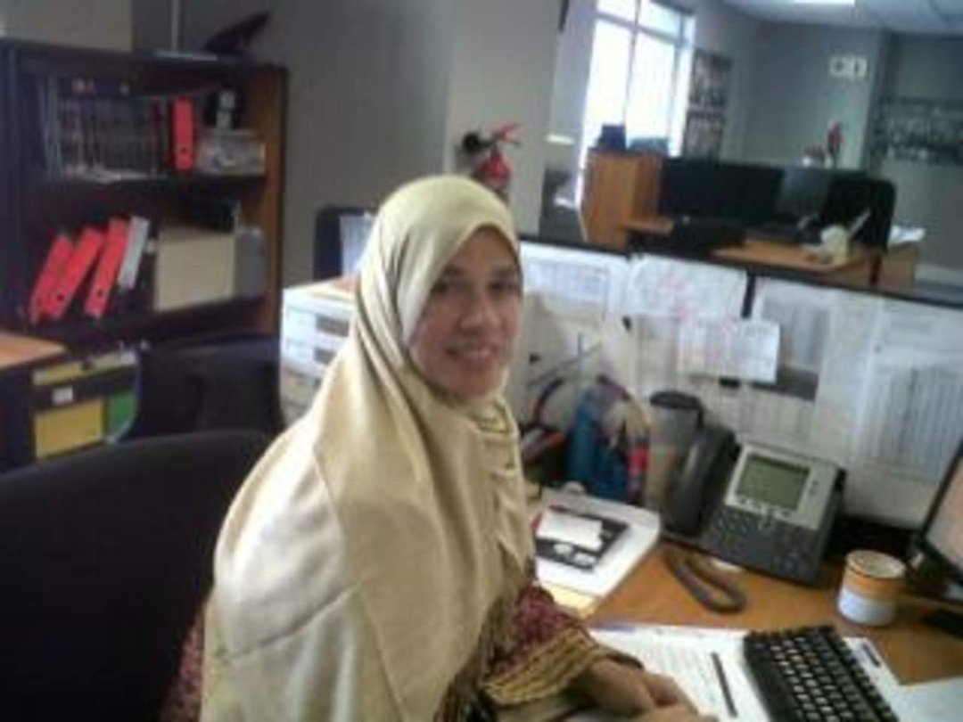 Asma Achmad's album, Profile Pictures
