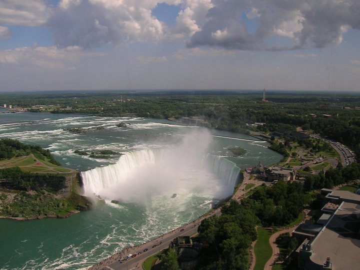 Leslie Comer's album, Niagara Falls