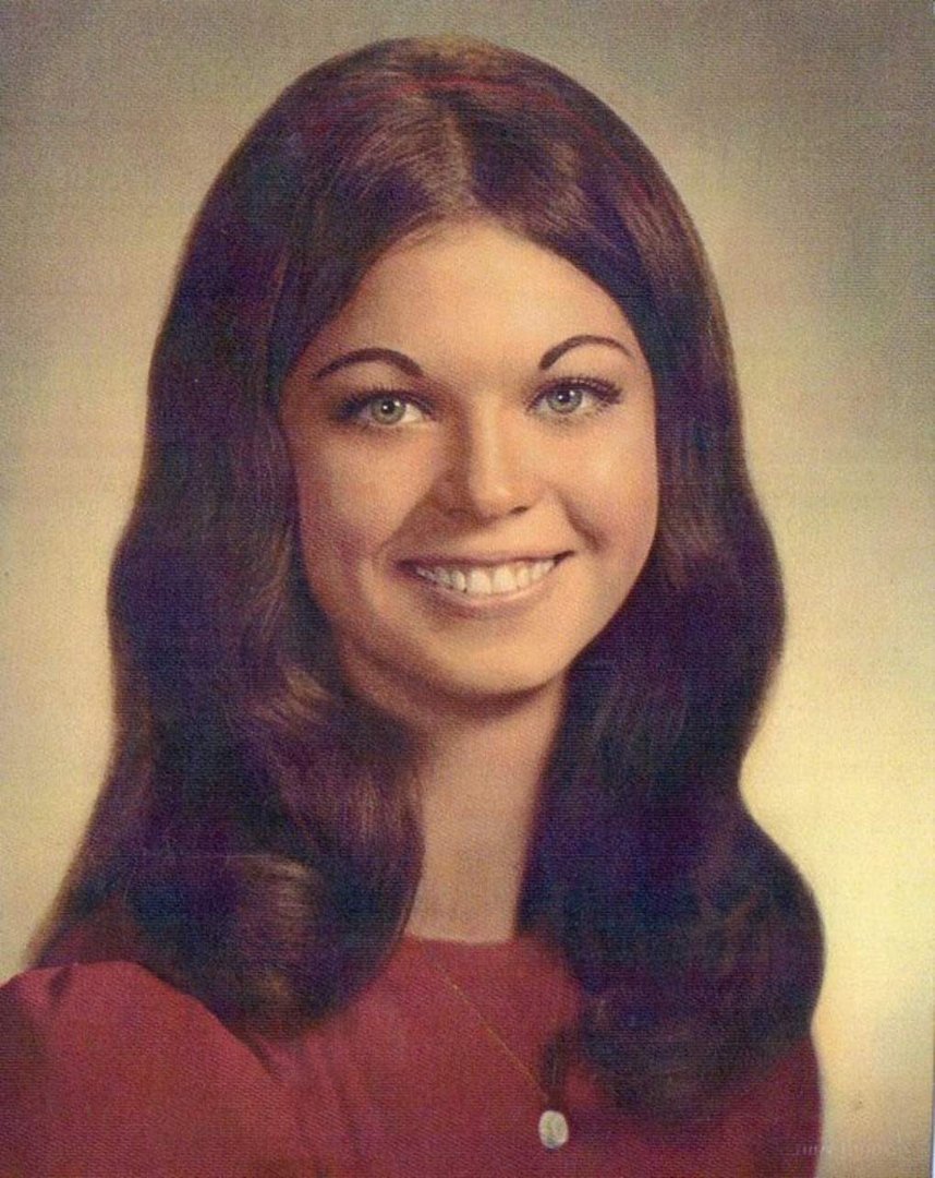 Rebecca Flood's album, Profile Pictures