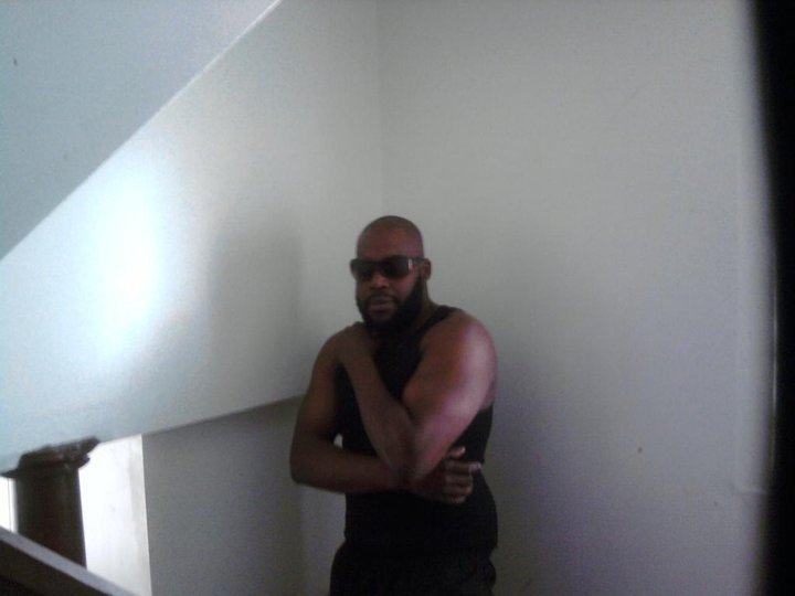 Reggie Davis' album, Mobile Uploads