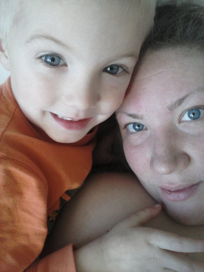 Christen Eaker's album, Profile Pictures