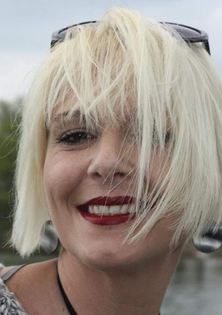 Deborah Abernathy's album, Profile Pictures