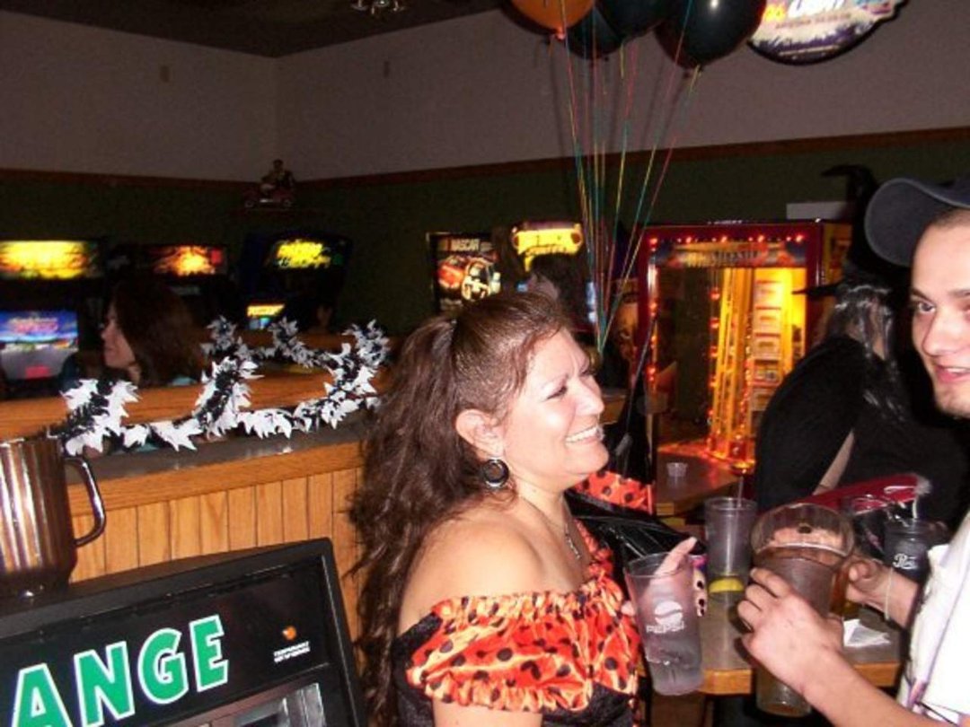 David Keplinger's album, Famous Sam's/ Halloween 2008 By David Keplinger
