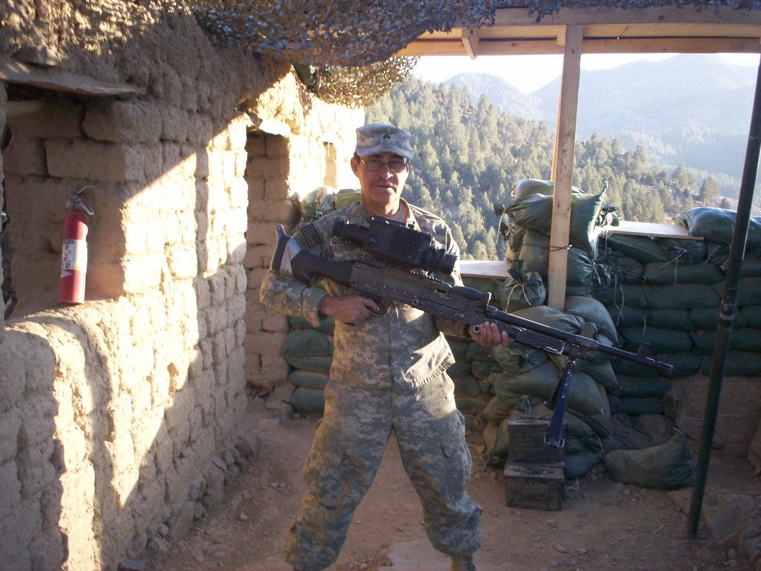 Luis Gonzalez's album, Profile Pictures