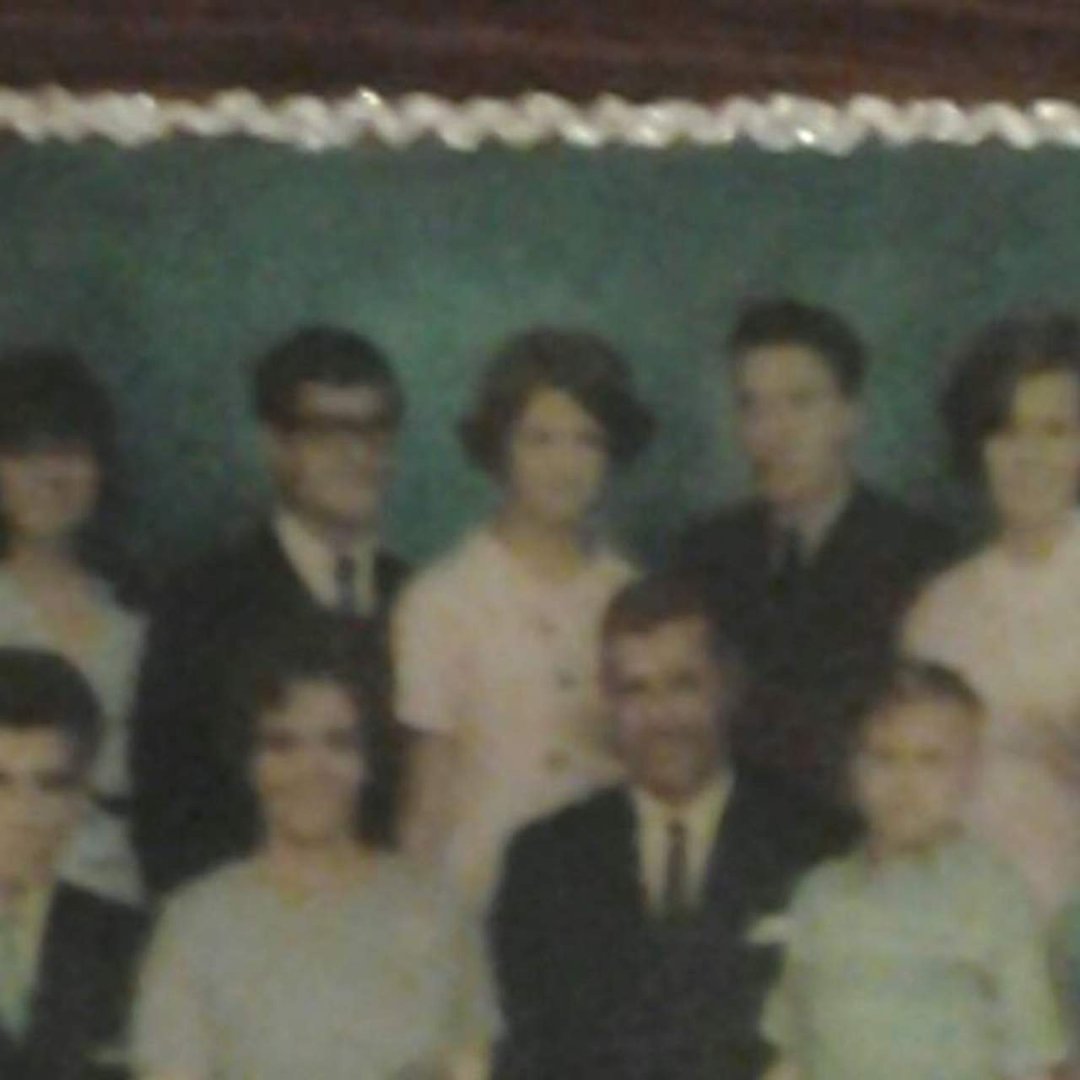 tom elliott's album, Profile Pictures