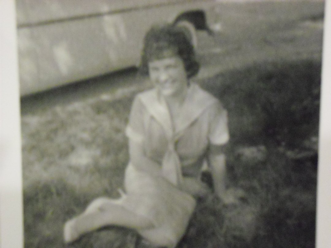 Debbie Anderson's album, Profile Pictures