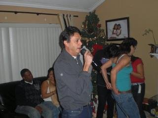Luis Mier's album, New Years A Cantar!!