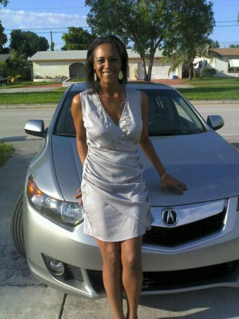 Sandra Taylor's album, Profile Pictures