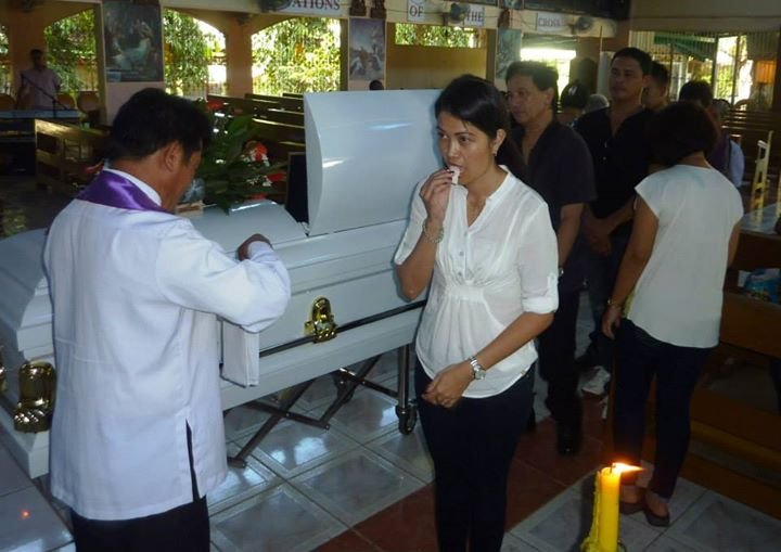 Hec Encarnacion's album, Dr. Conrado B. Encarnacion's wake and funeral.