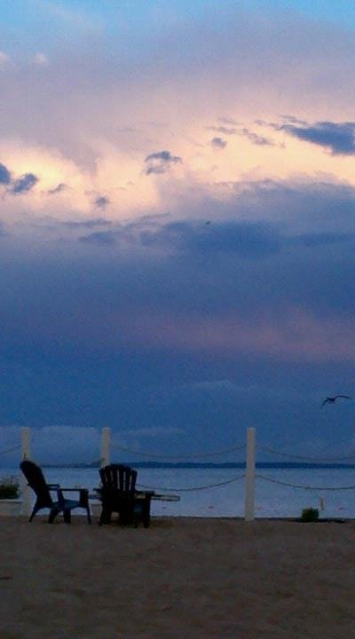 Maureen Gamlin's album, Mobile Uploads