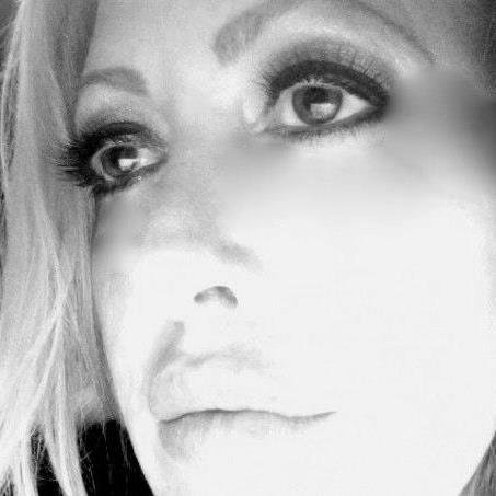 Cindy von Hoffmann's album, Profile Pictures