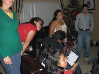 Luis Mier's album, New Years A Cantar!!