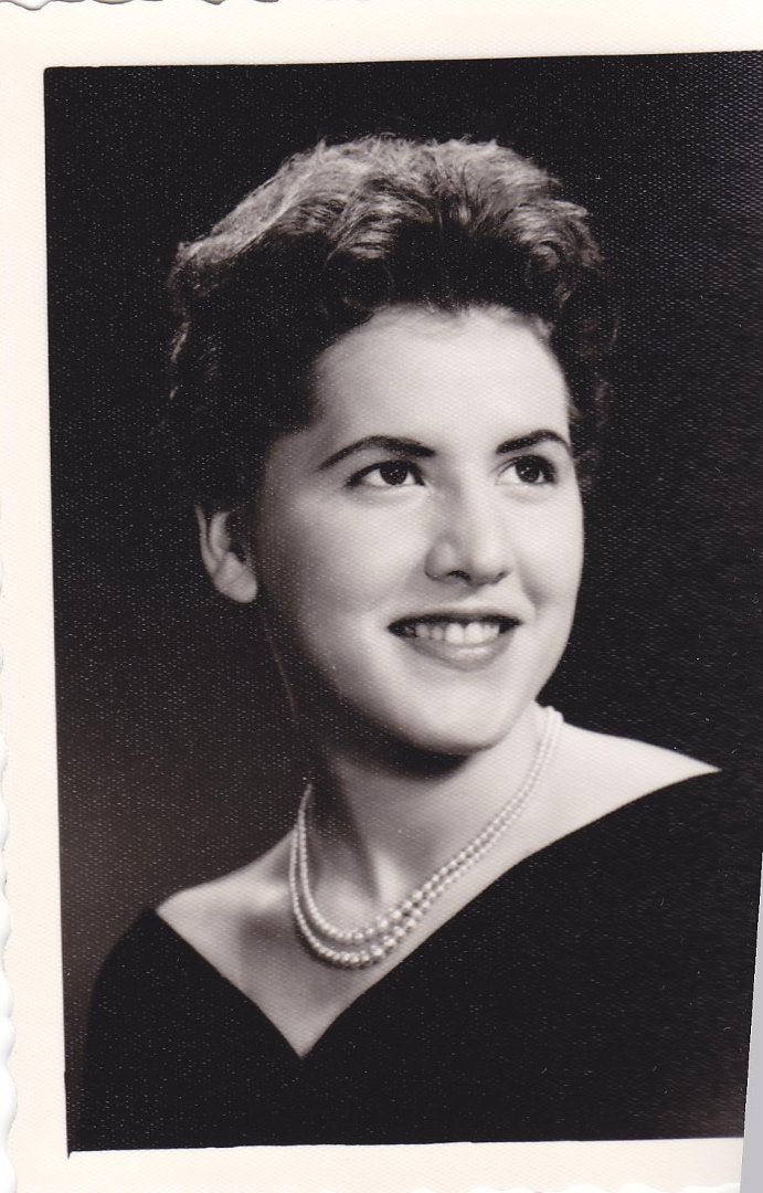 Doris (Pierce) Billion's album, Profile Pictures