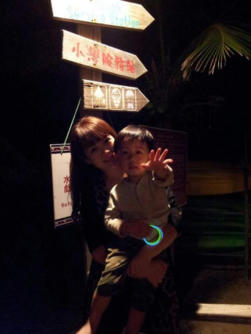 Forest Liu's album, Mobile Uploads