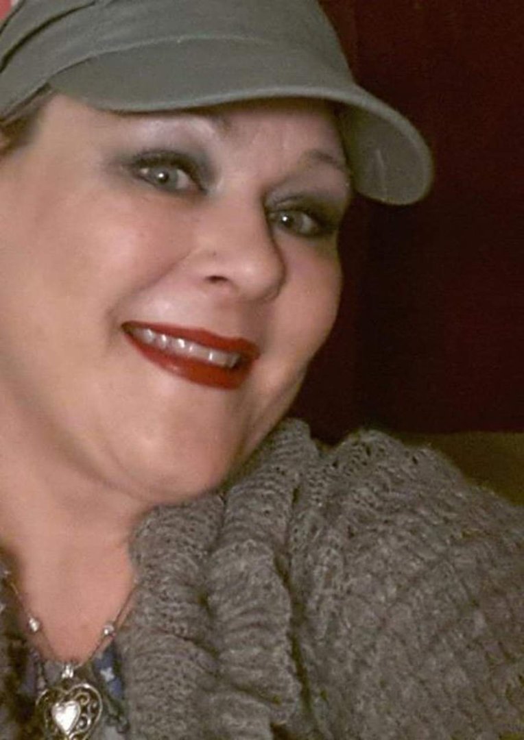 Beth Kanaby's album, Profile Pictures