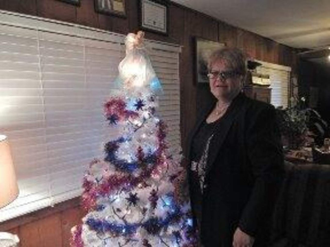 Robin Davis-Eagan's album, Profile Pictures
