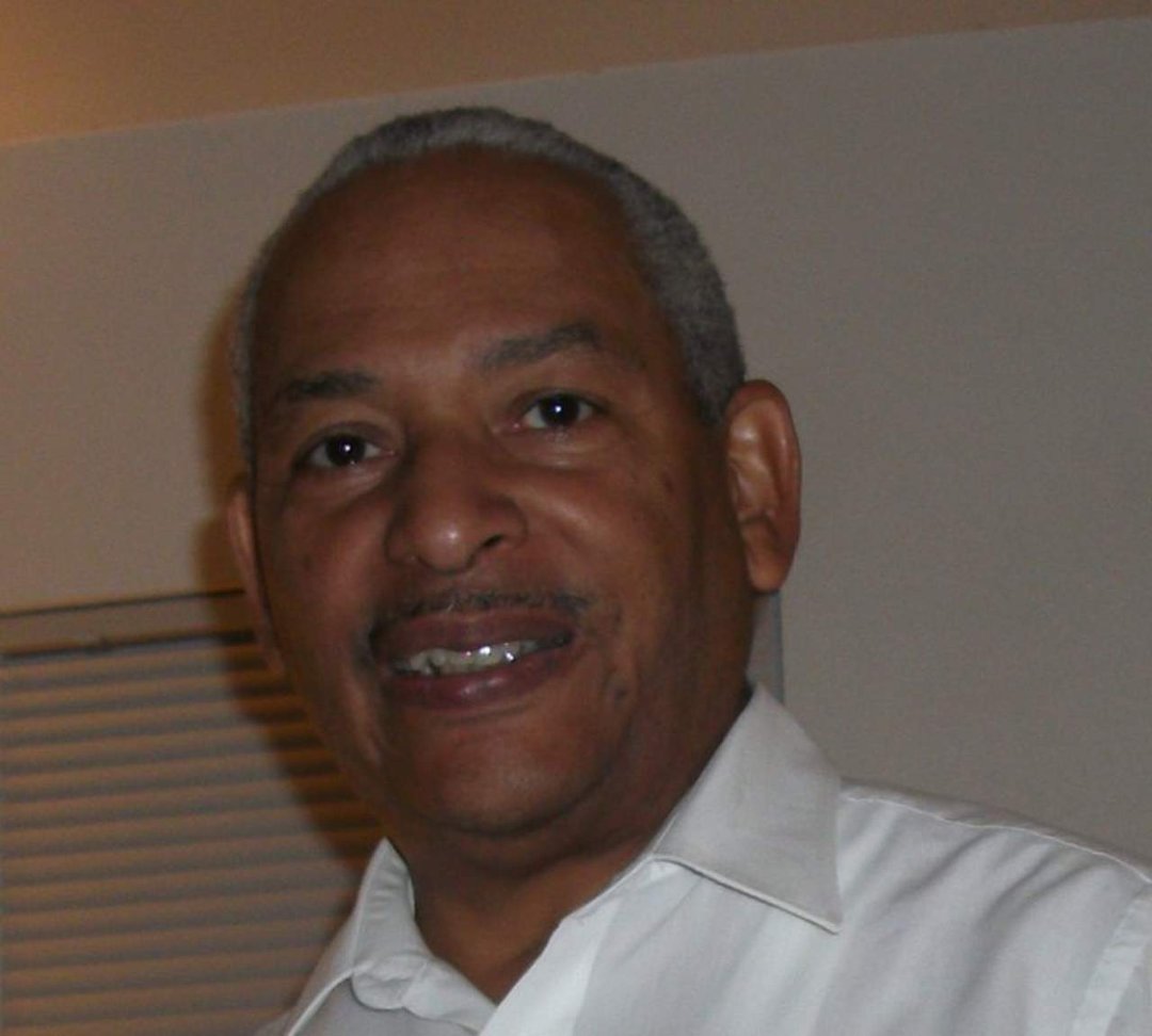 E Carleton Brown's album, Profile Pictures