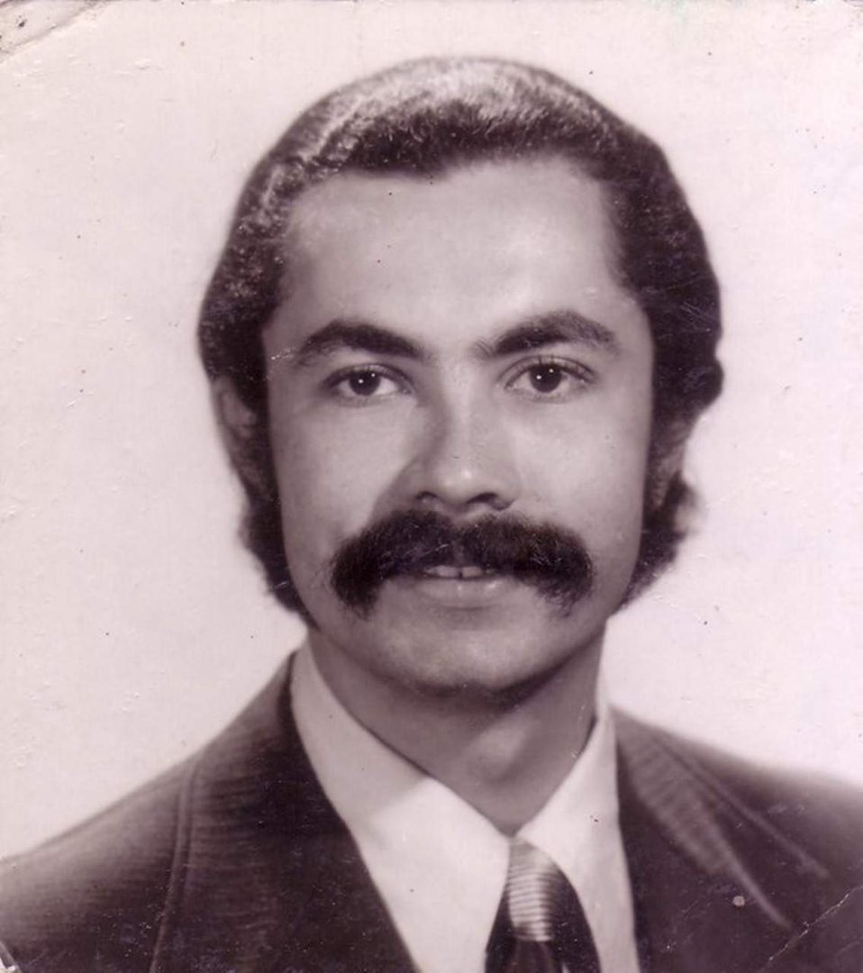 Robert Lopez's album, Profile Pictures