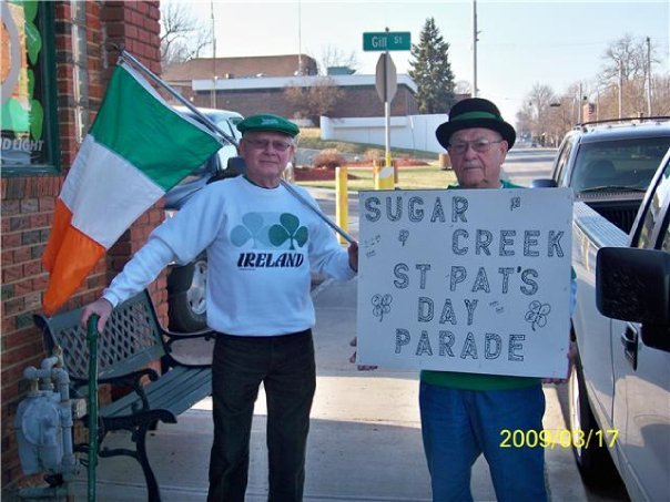 Earl Casey's album, Earl's Photos