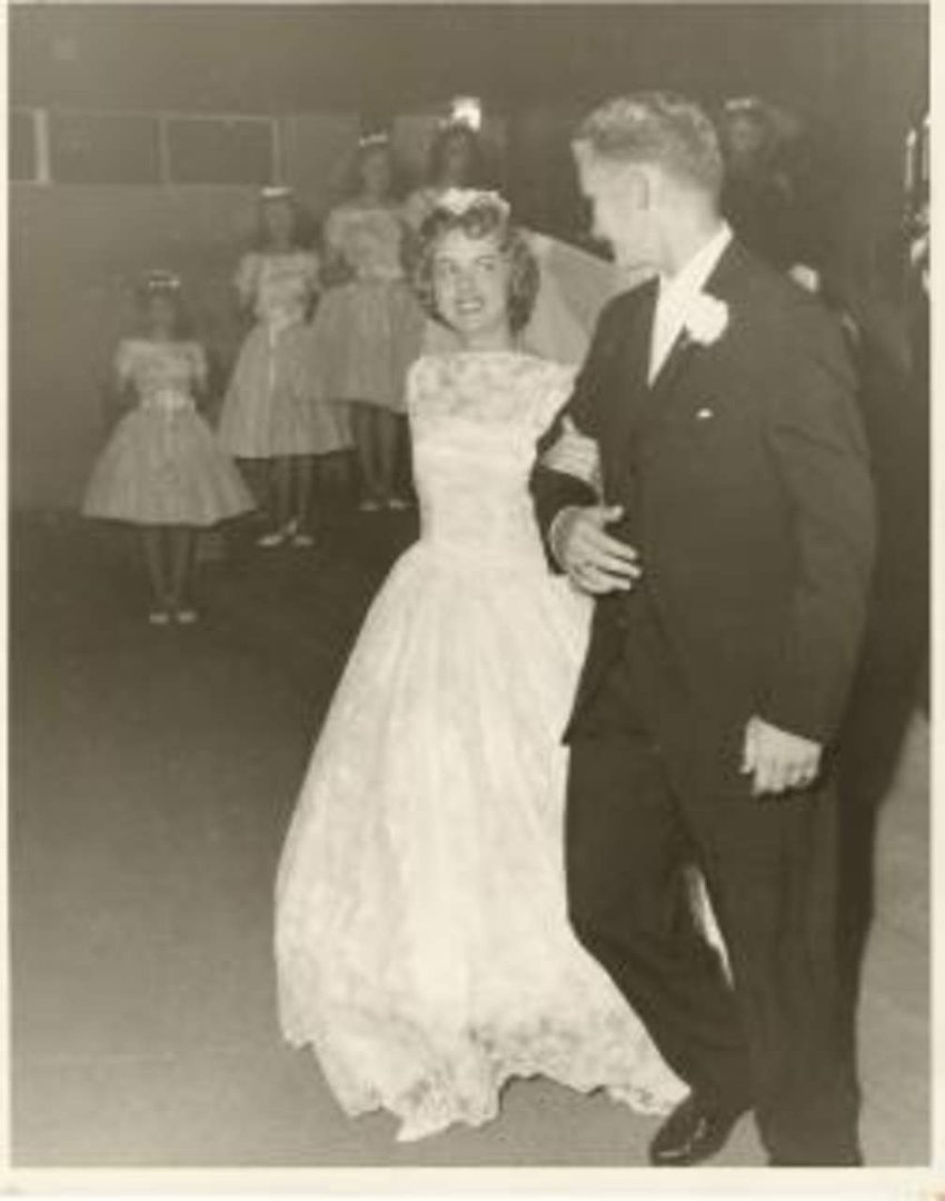 Martha Knox's Classmates profile album