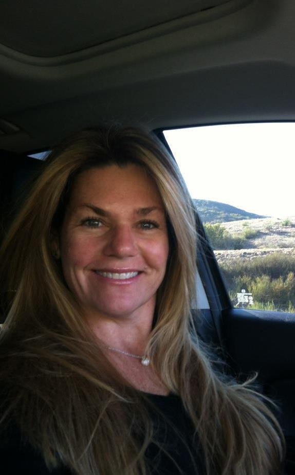 Julia Gisler's album, Profile Pictures