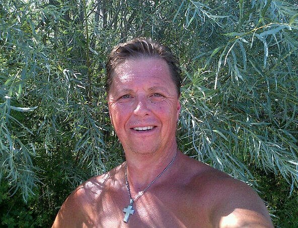 Dwight Senft's album, Mobile Uploads