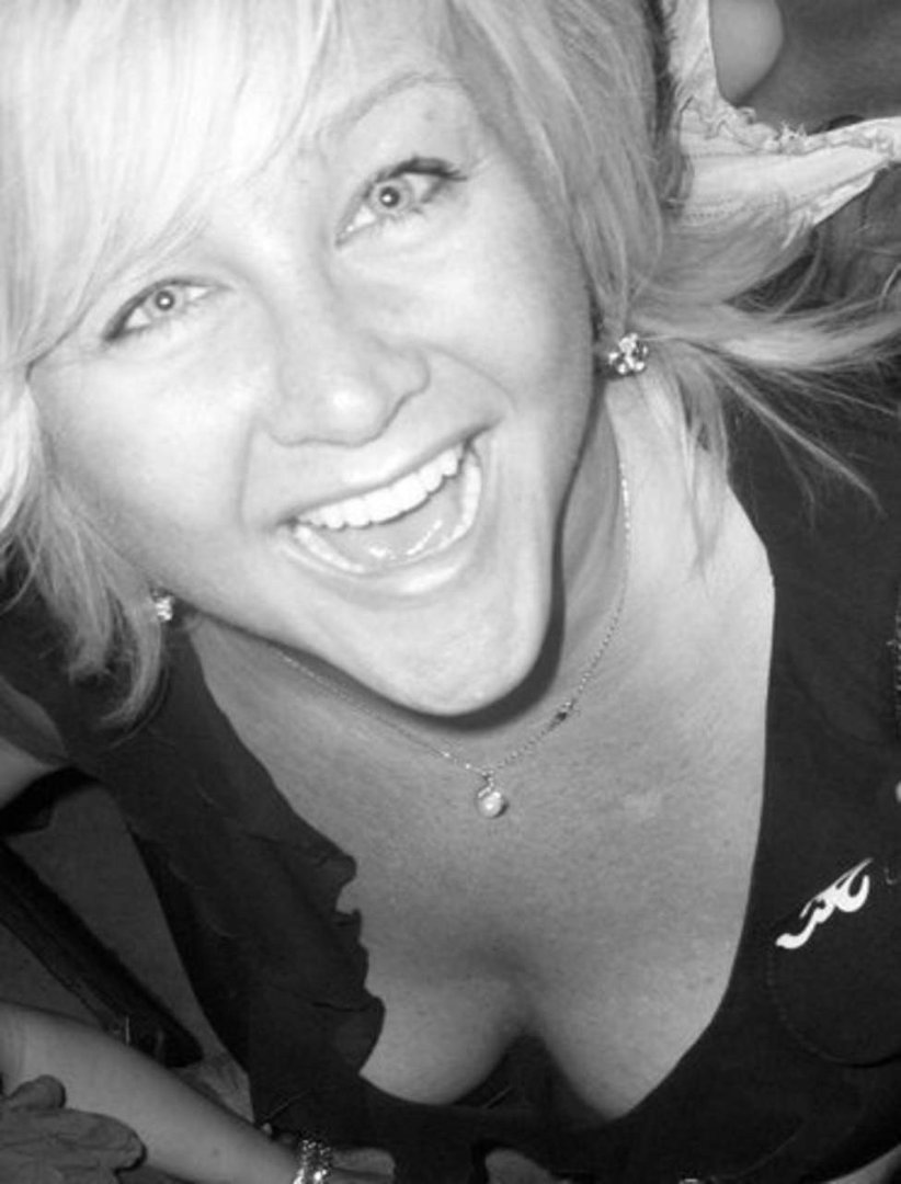 Shayna Devall's album, Profile Pictures