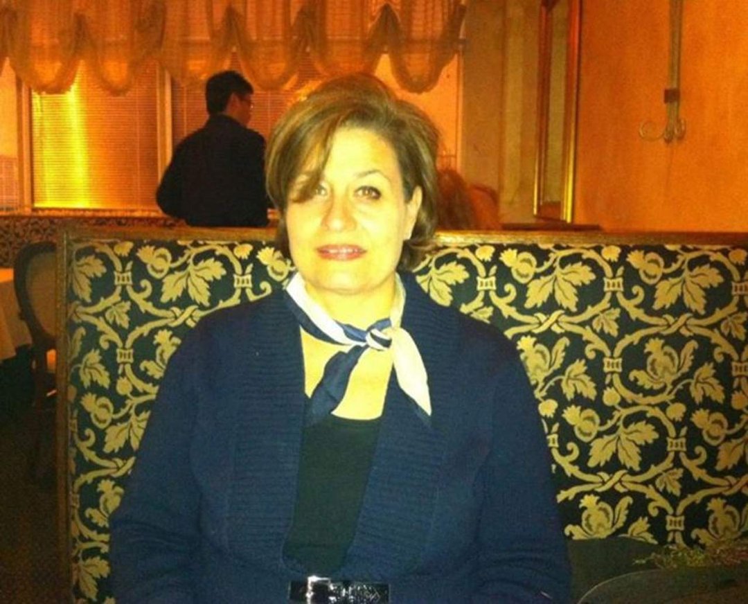 Jo Anne Esfahani's album, Profile Pictures
