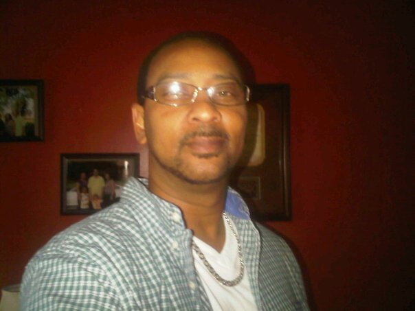 Thomas Allen's album, Mobile Uploads