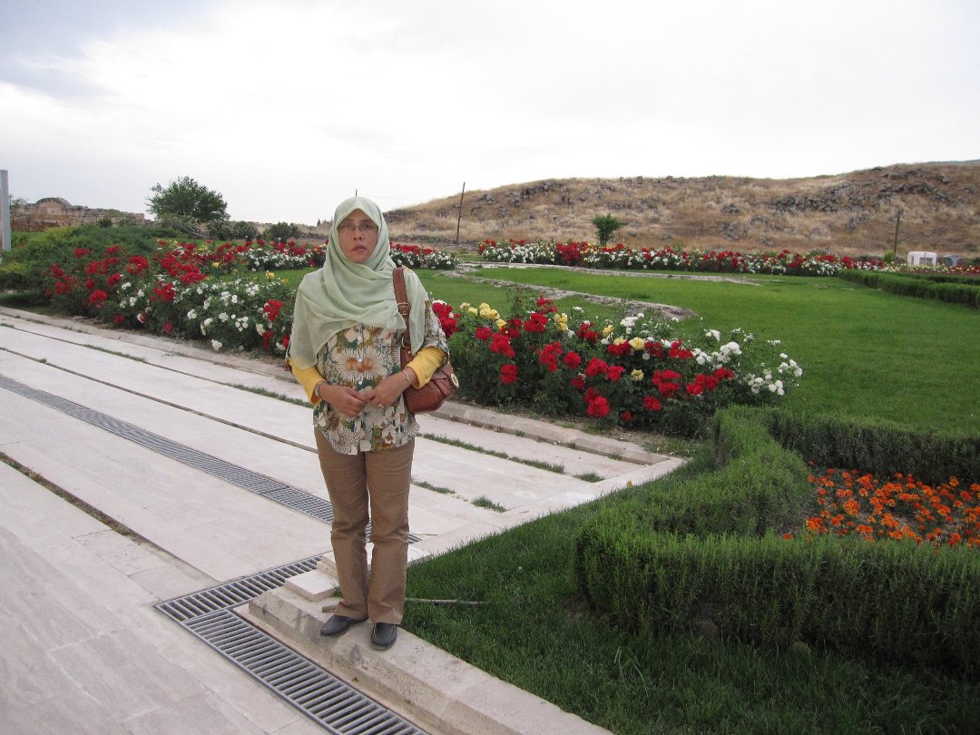 Robiah Adnan's album, Profile Pictures