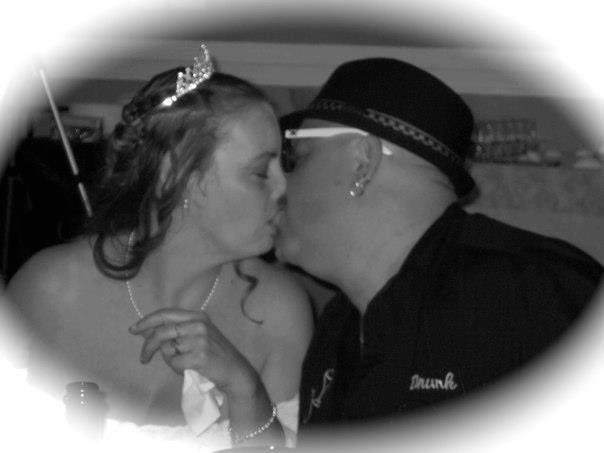 Sandy Sousa's album, Profile Pictures