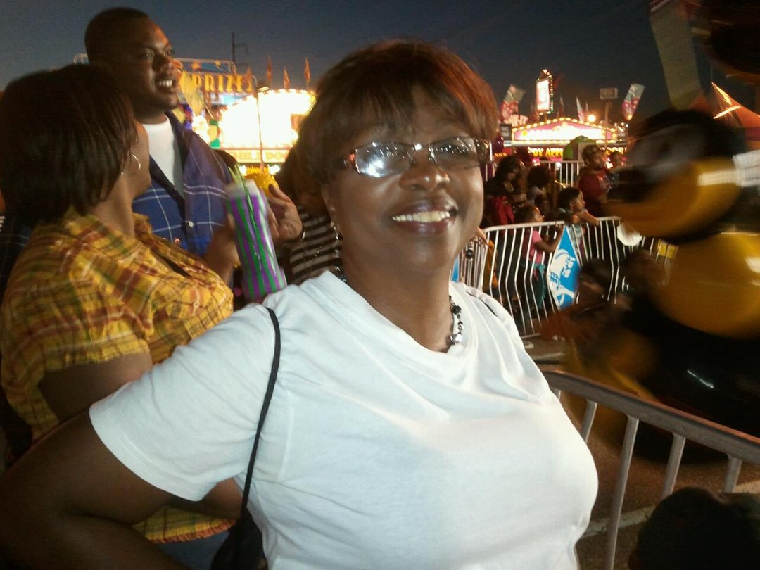 Chiletha Stokes' album, Mobile Uploads
