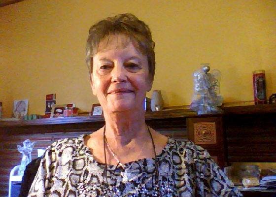 Lynn Bushey's album, Profile Pictures