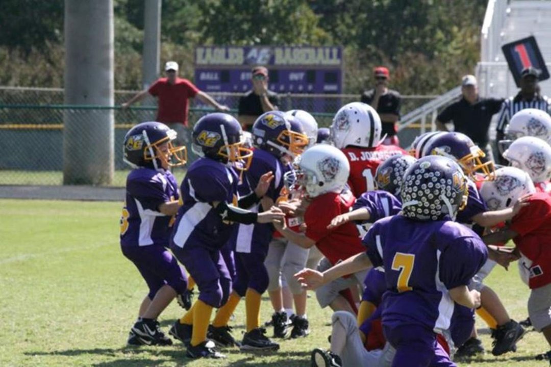 Bill Thomas' album, 5-6 ACS Football 10-8