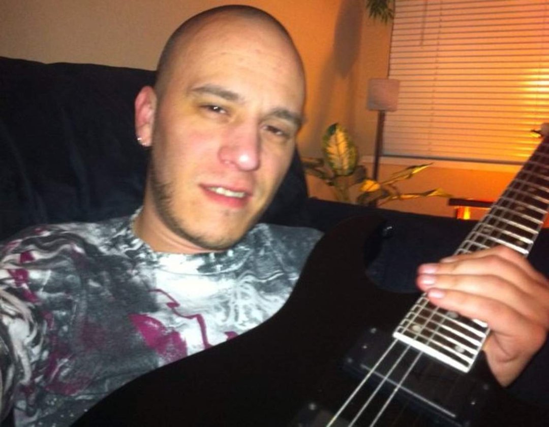 Michael âAndyâ Hamm's album, Profile Pictures
