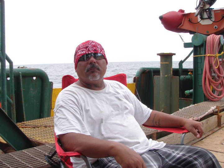 DANIEL FLORES's album, Profile Pictures