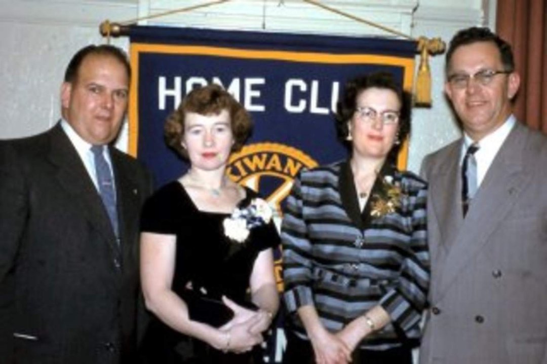 Robert Calvey's album, Emmett Calvey & Family