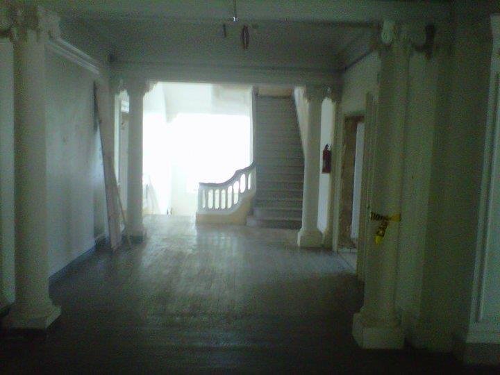 Mark Mavis' album, Corintian Hall