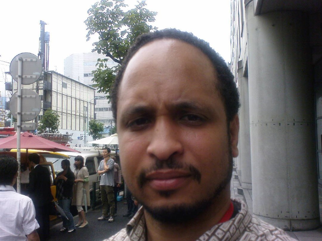 H Ware's album, Profile Pictures