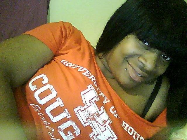 Aundrae Gilbert's album, Mobile Uploads