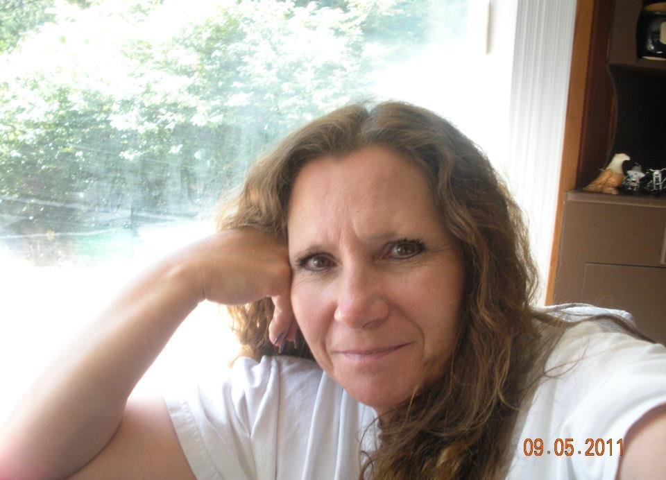 Robyn Holmes-eidem's album, Profile Pictures