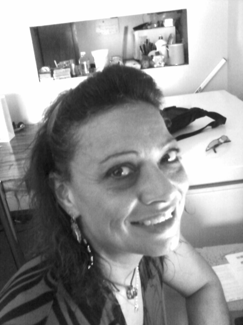 Monique Cusson's album, Profile Pictures