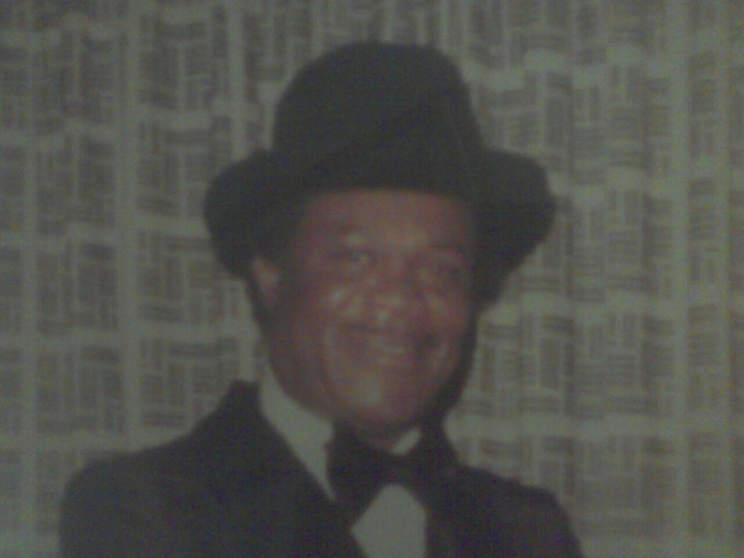 Edward Johnson's album, Profile Pictures