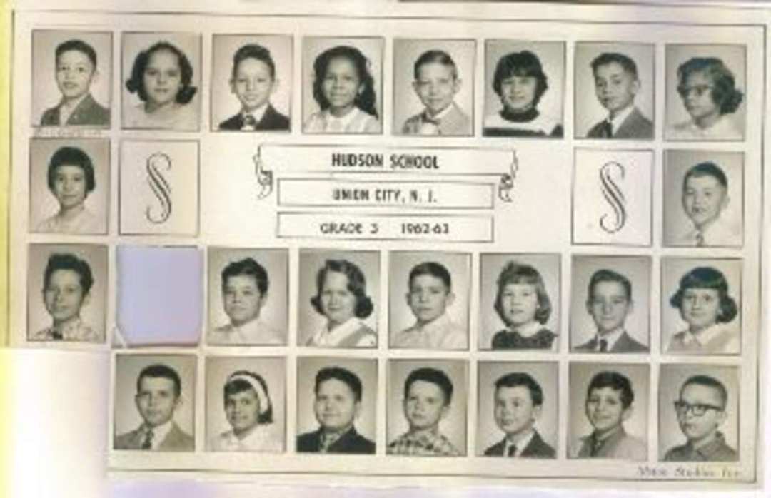 Georgann Lomonaco's album, Hudson School Gang