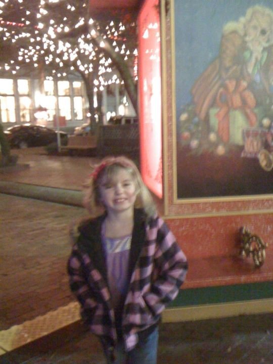 Illa Thompson's album, Christmas 2011