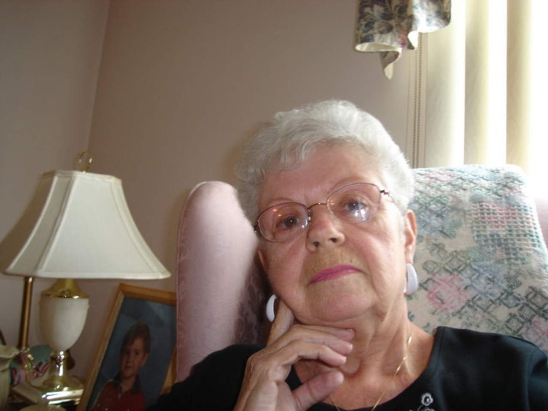 Joan Wallace's album, Profile Pictures