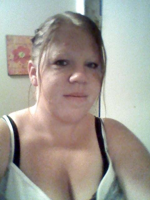 Elly Starr's album, Mobile Uploads