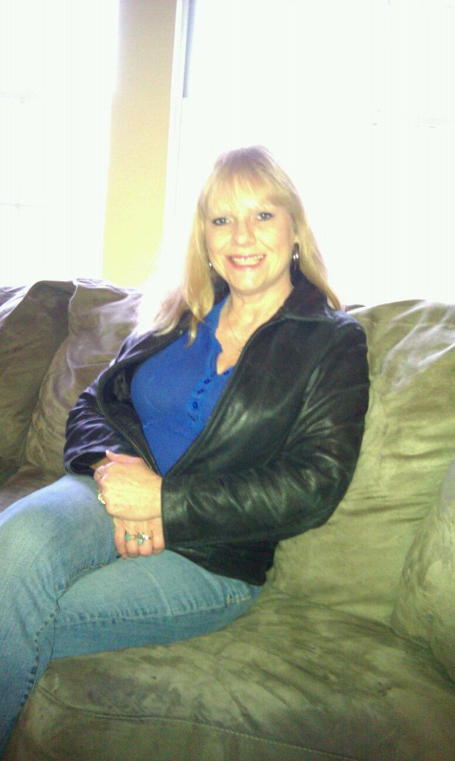 Sandra James' album, Mobile Uploads