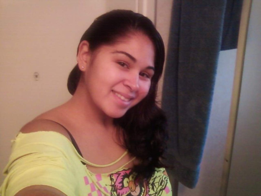 Elizabeth Acosta's album, Mobile Uploads