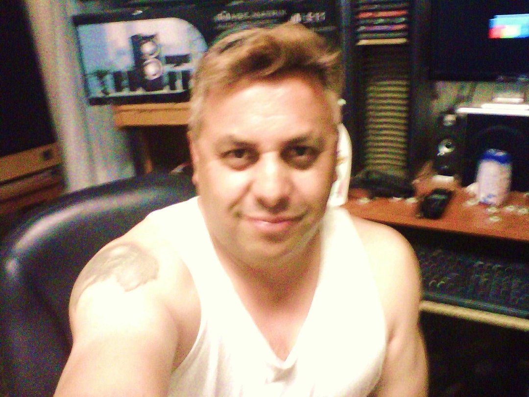 Jimmy Acosta's album, Profile Pictures